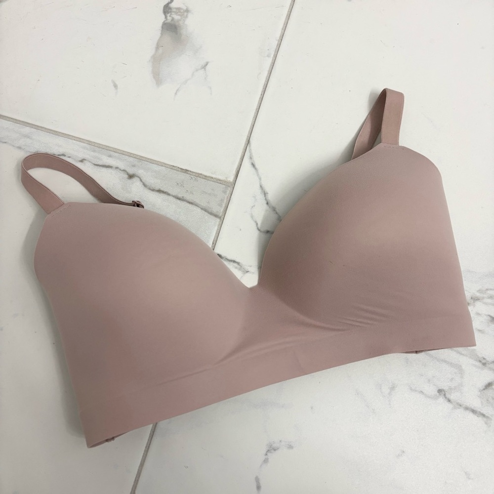 Soma Enbliss Wireless Bra 38DD Nude Pale Pink